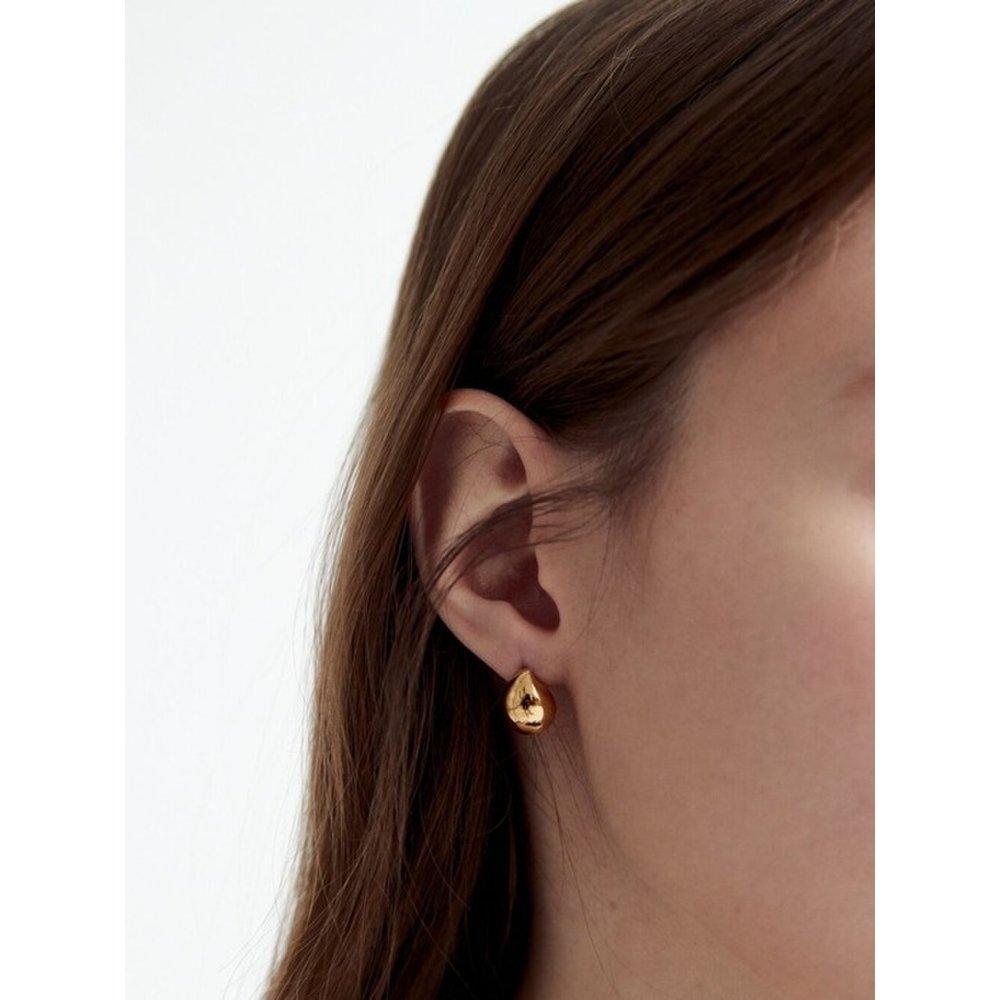 Comma Earring