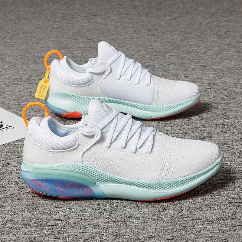 Summer Sports Shoes Men's Shoes Breathable Mesh Fly-woven Running Shoes Large Size Student Shoes