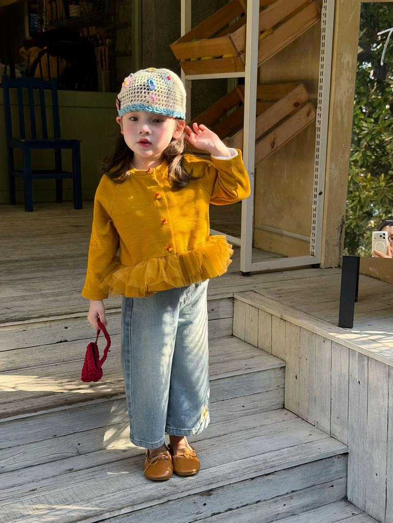 Girls' Two-Piece Korean Cardigan & Jeans Set