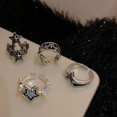 Distressed Metal Star Open Women's Retro Ring – High-End Celebrity Index Finger Design