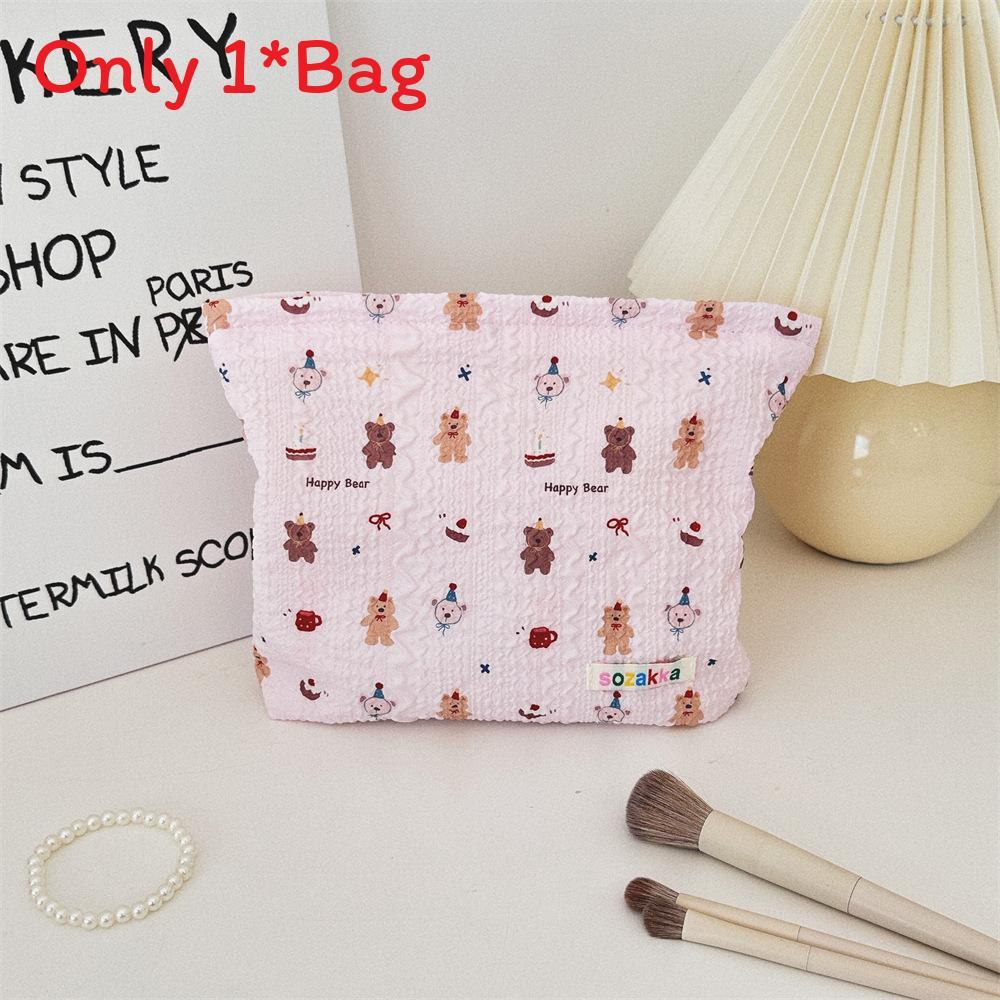 Cute Bear Makeup Bag With Floral Pattern And Polyester Material For Travel Storage