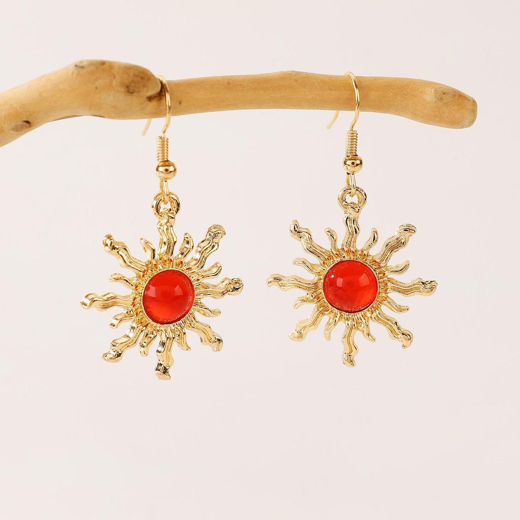Bohemian Retro Sunburst Dangle Earrings: Green, Blue, Red Jewelry for Women