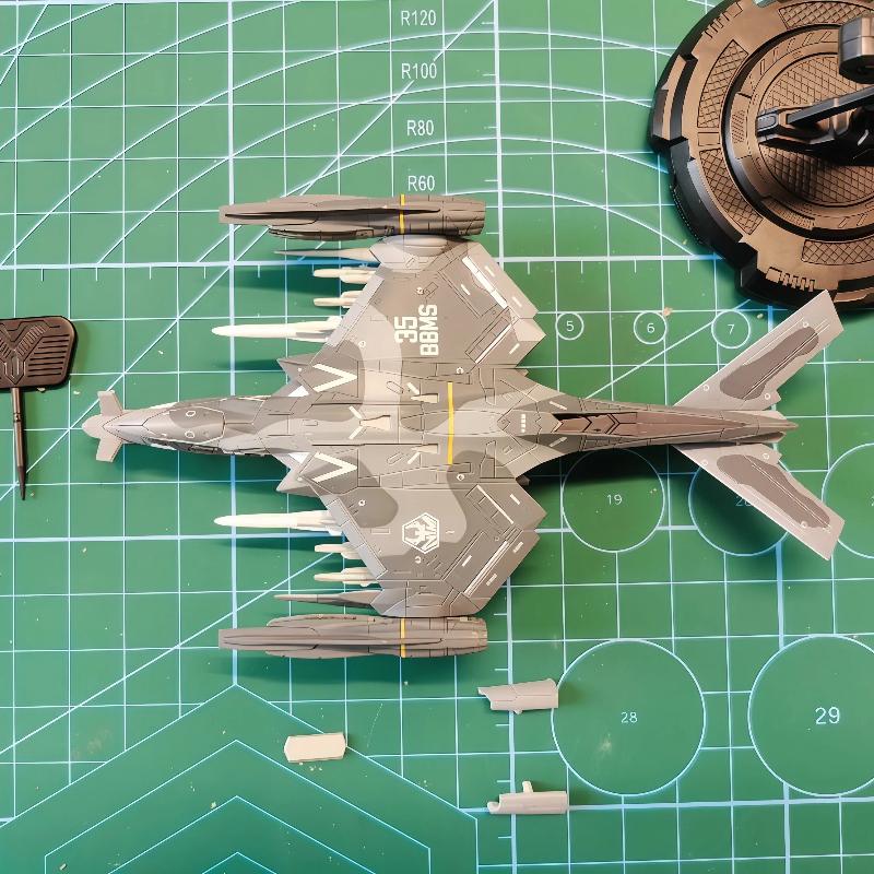 1: 144 Aircraft Model Nan Tian Men Plan Cold Light Type B Fighter Plastic Assembly Model Exquisite Collection See Someone Off