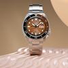 Seiko SEIKO5 Mechanisches Uhrwerk Edelstahlarmband Uhr Herrenuhren Orange Zifferblatt SRPJ47K1