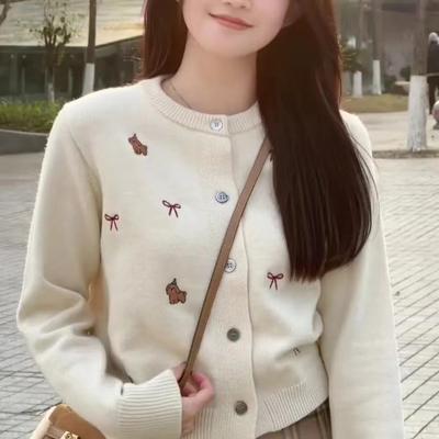 Round Neck Embroidered Single Breasted Long Sleeve Knit Top Women Autumn Korean Versatile Cropped Coat