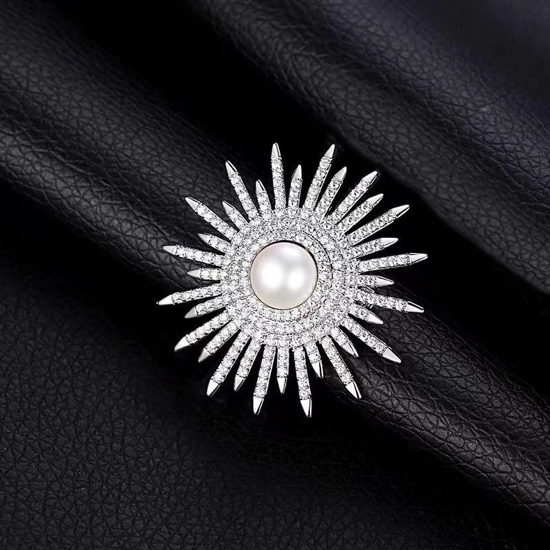 Neues High-End Damen Luxus Sonnenblumen Strass Broschen Pin Accessoire.
