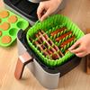 Carré Doublure de Friteuse à Air Tapis de Cuisson en Silicone 6,7 Pouces Antiadhésif Plateau Résistant à la Chaleur pour Four Sans BPA Panier de Friteuse à Air pour une Cuisson Uniforme