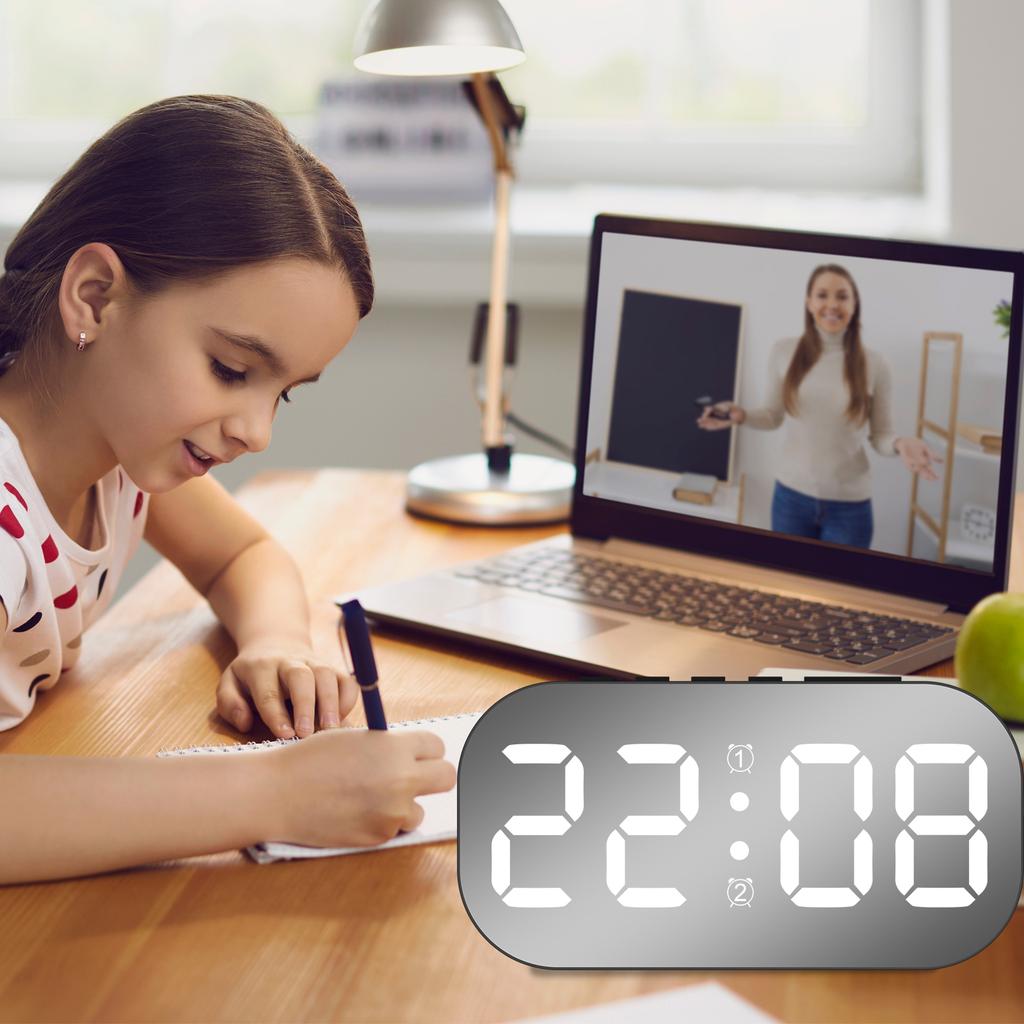 Digital Alarm Clock 5 Levels Dimmable Night Light Digital Clock with Temperature Display Snooze Mode Desktop Clock USB Bedroom