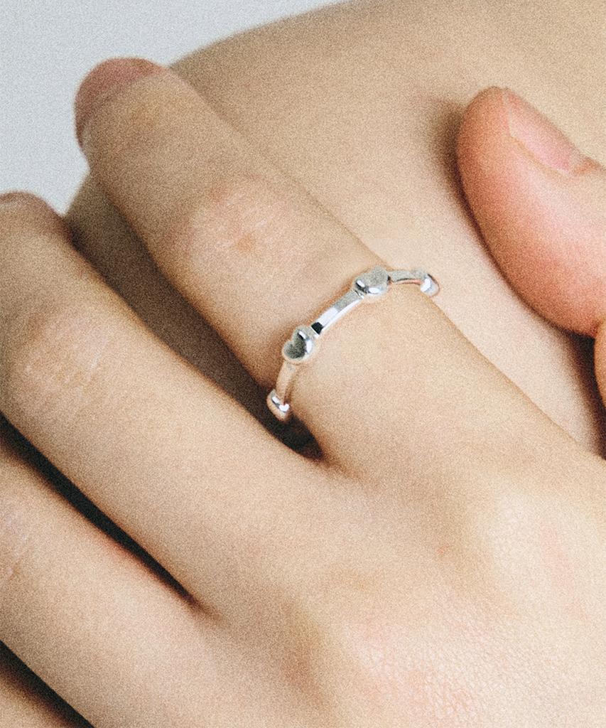Scaletto Sbw023 Six Hearts Ring