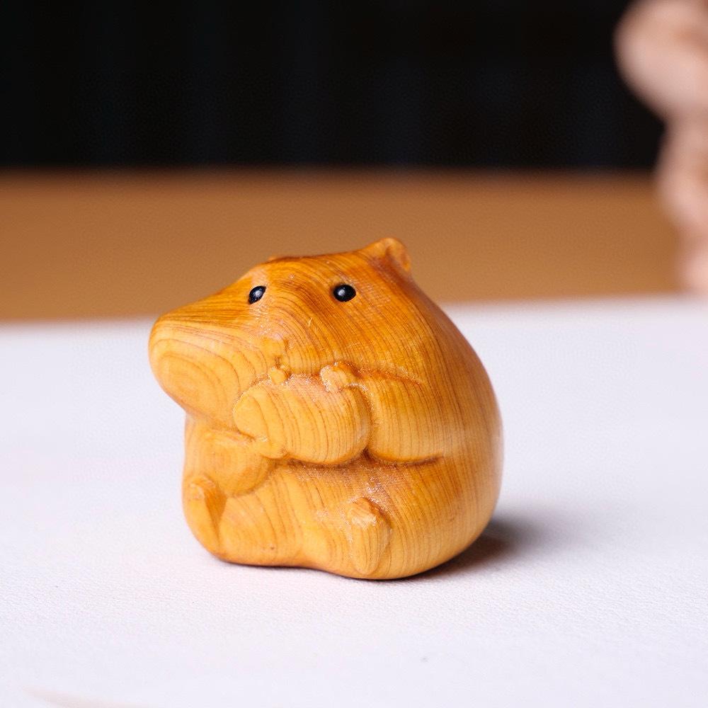 Exquisite Hand Crafted Wood Carved Hamster Statue Small Animal Figurine for Collectors