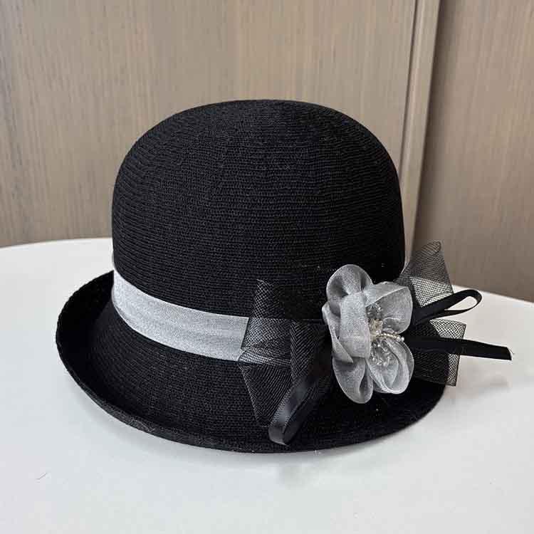 Summer new flower knitted basin hat women's face small curling edge fashion sun hat French sunscreen top hat