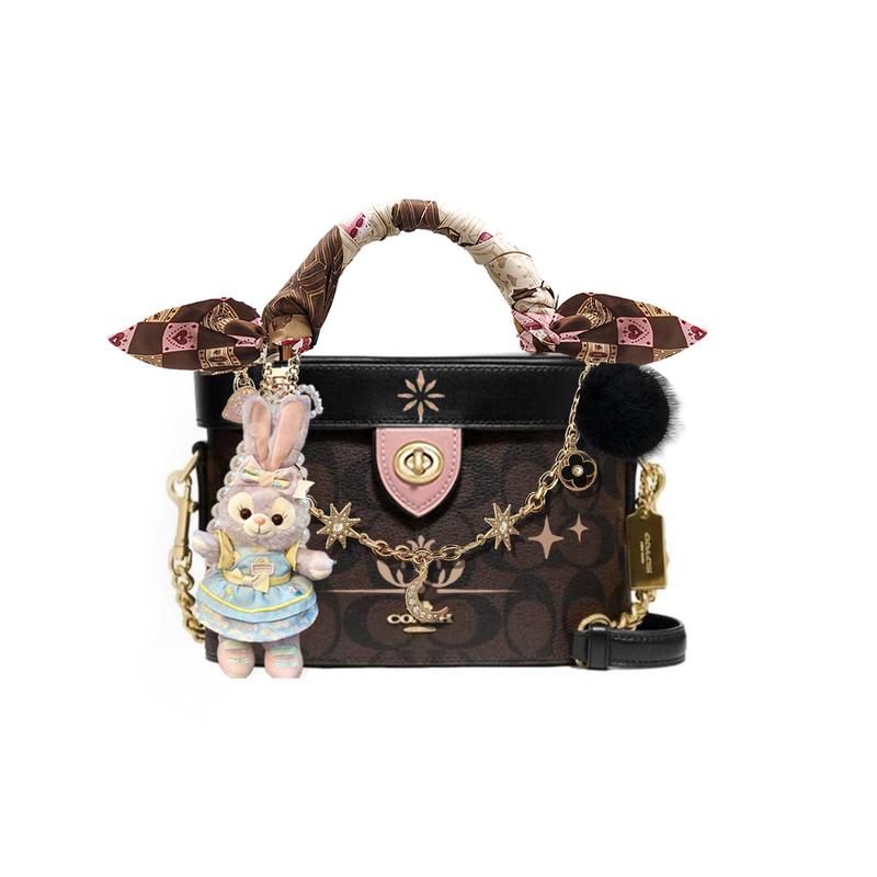 

COACH handbag [Customized bag] Kay 20 classic presbyopia logo logo zipper closure star moon sun chain doll fur ball ribbon Twilight basic model чорний