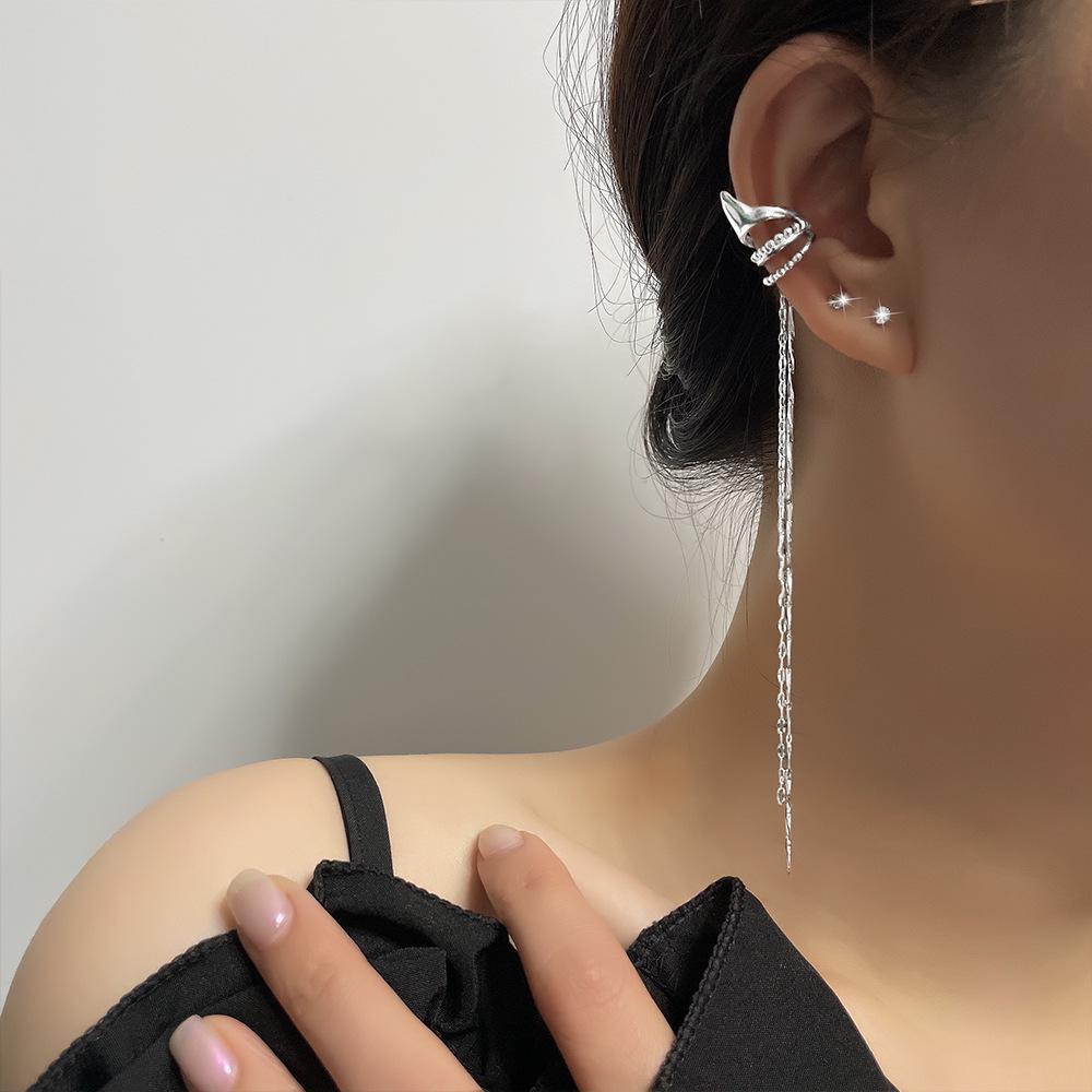 Elegante Quasten Elfenohrmanschetten: Kein Piercing, Mehrlagiges Perlen- und Kettendesign