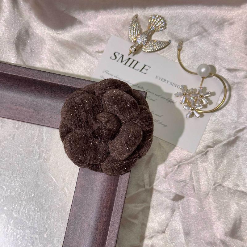 French Style Fabric Camellia Brooches Vintage Elegant Flower Lapel Pins For Women Fashion Wedding Party Badge Accessories Gifts