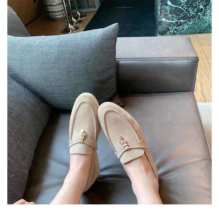 

Версия из коровьей кожи Британский стиль кожаные лоферы на толстой подошве с увеличением высоты женские туфли-однопедальки ленивые маленькие кожаные туфли с кисточками-замочками одинарные туфли 35