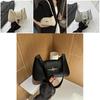 Chic Fashionable Large Capacity Shoulder Bag Women 2023 Autumn New Trend Retro Commuter Underarm Bag Female