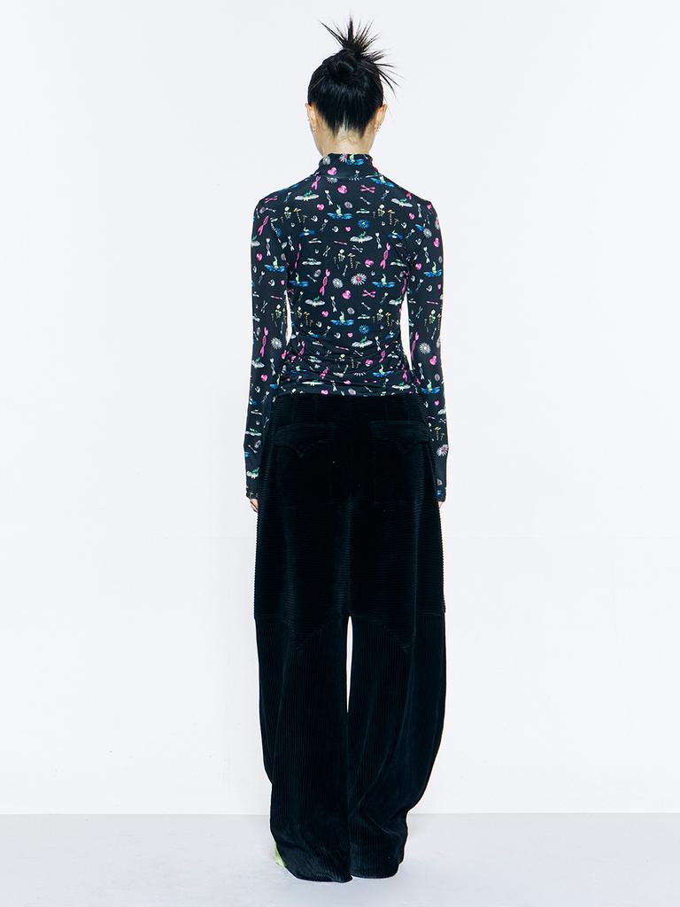 VEGAN TIGER Print Fingerhole Top (Multi)