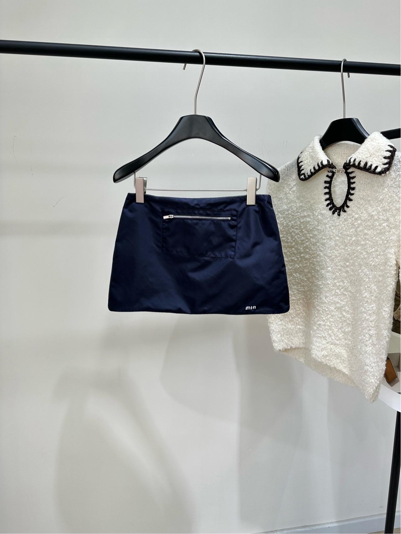 2025 Autumn/Winter Dark Blue Glossy Zipper Pocket High Waist Slimming Women s Short Skirt M темно-синий