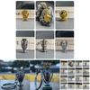 Exquisiter Schlüsselanhänger mit Weltmeisterschafts-Fußballtrophäe aus Zinklegierung, perfektes Erinnerungsgeschenk für Sportfans