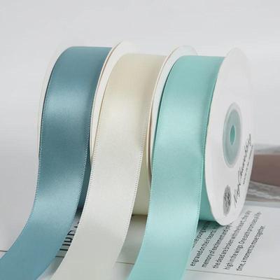 2,5 cm Verschlüsseltes Doppelseitiges Polyesterband für Hochzeitsbögen und hochwertige Geschenkverpackung