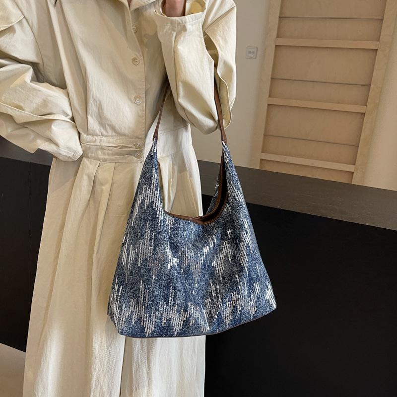 Commuter Large-capacity Tote Bag Women's New Spring and Summer Fashion Simple Casual Tote Women's Bag Simple Shoulder Bag