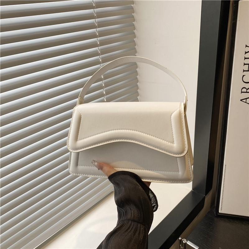 This Year's Popular Bag Women's 2025 Spring New Fashion Simple Shoulder Small Square Bag Casual Commuter Messenger Women's Bag