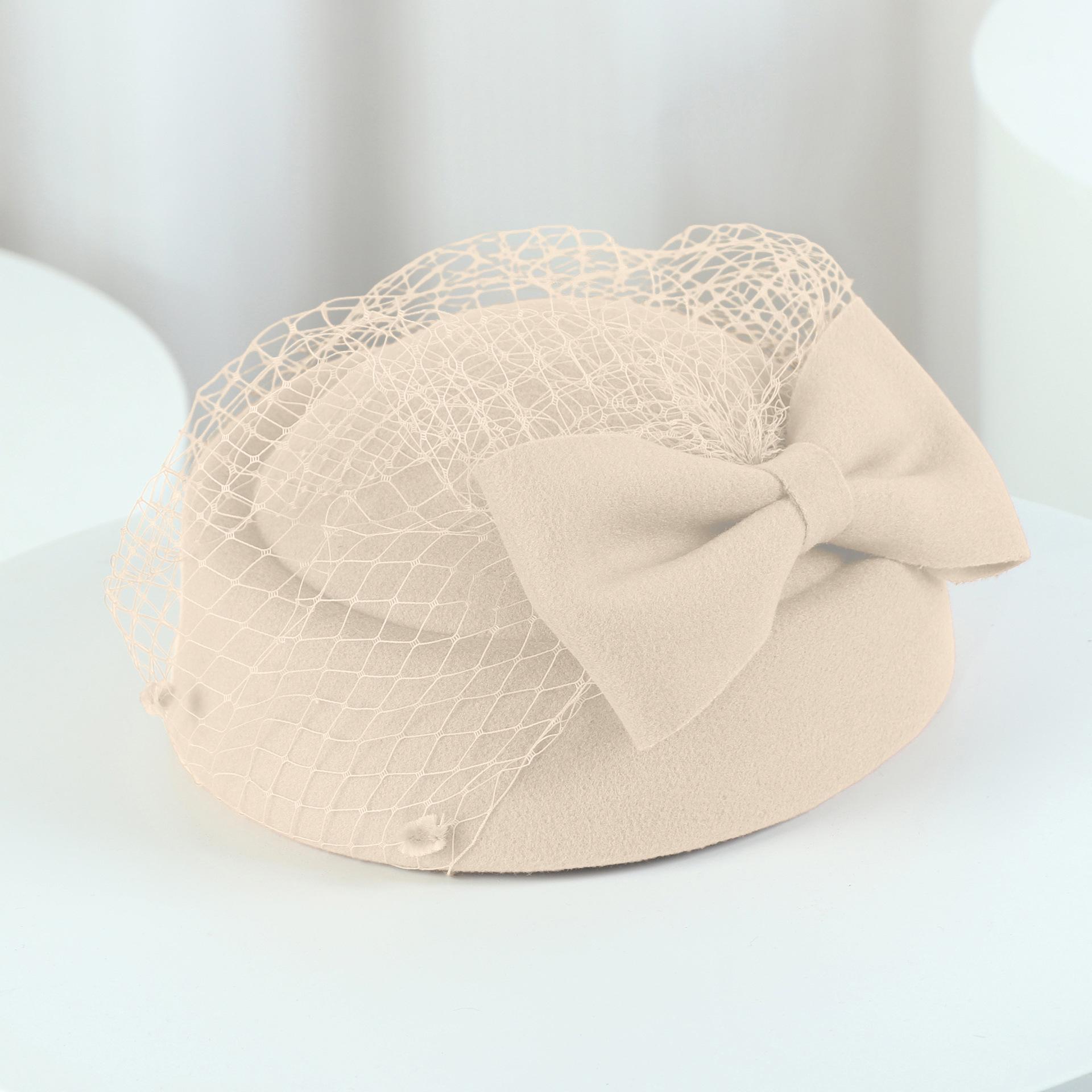 Dames wollen baret met sluier & strik | Franse Vintage stewardessenhut | Hotelreceptie optreden ONE  SIZE beige