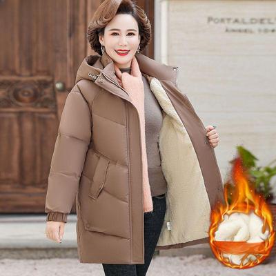 Verdickter und warmer Muttermantel für Frauen mittleren Alters. Lange Baumwolljacke mit Fleece für Frauen