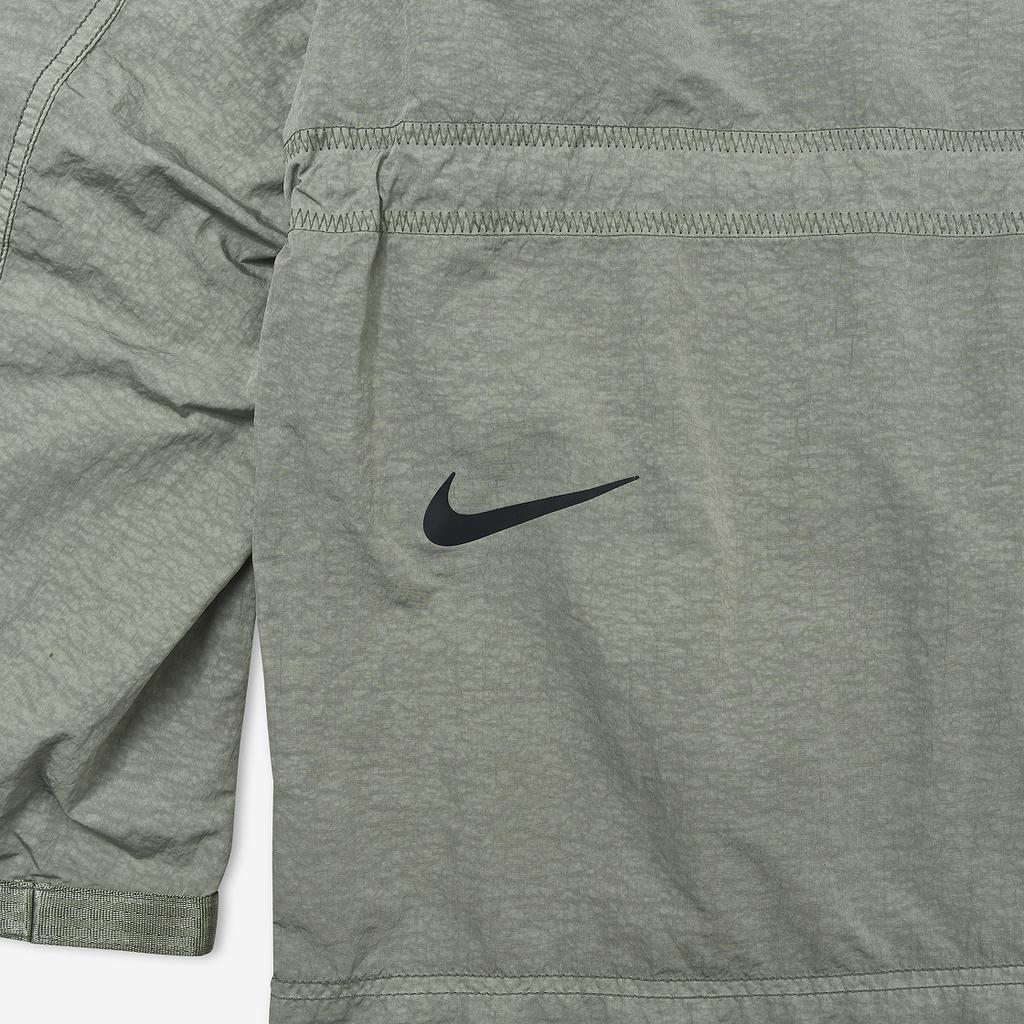 Nike Jednolita tkana kurtka z dużymi kieszeniami i wiatroszczelnym designem Odzież wierzchnia męska Szaro-zielona BV4431-371
