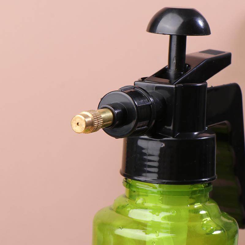 1.5L New Hand Pressure Sprayer Manual Air Pump Garden Disinfection Water Gardening Irrigation Watering Tools Spray