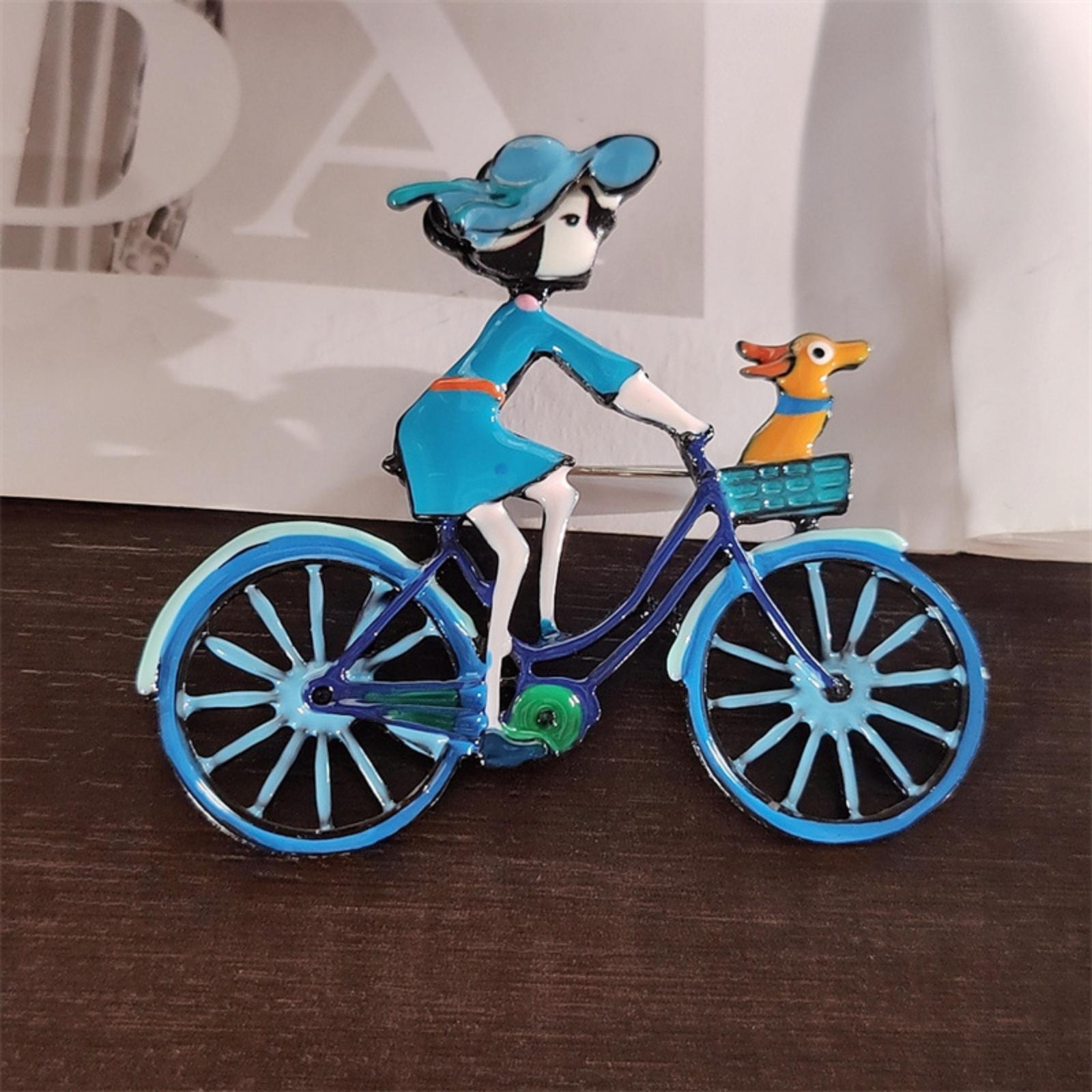 

Small Brooch Sense Of Luxury, Masculinity, Walking Buckle, Corsage Accessories One Size