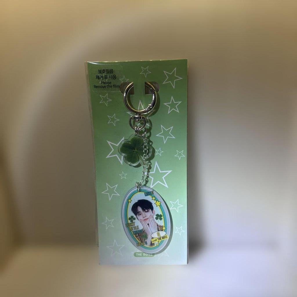 [USED] THE BOYZ Q Acrylic Key Ring Keychain