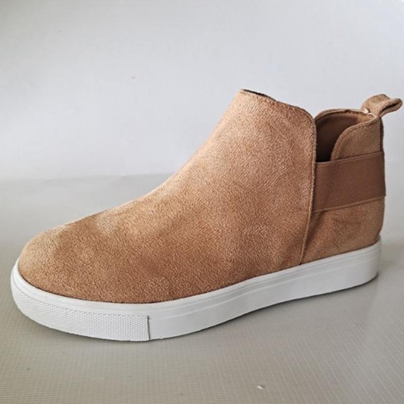 Europäische und amerikanische Damen-Flachschuhe 2024 Herbst Neue Lässige Sport-Board-Schuhe Designgefühl Vulkanisierte Schuhe Traf