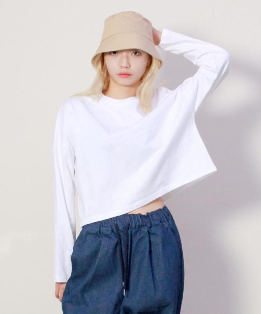 Deumakeu Loose Fit Plain Cropped Long Sleeve T-Shirt White