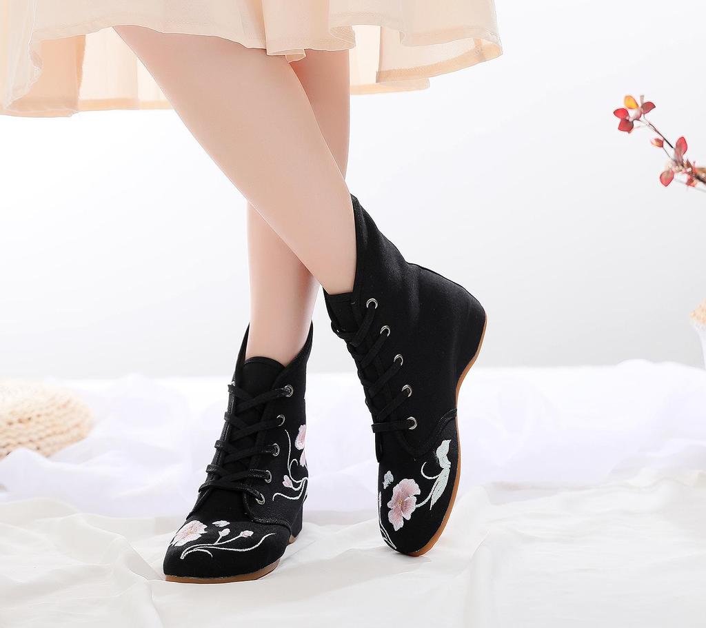 Damen Ethno-Stil Kurze Stiefel - Bestickte 3cm Absätze für Herbst/Winter