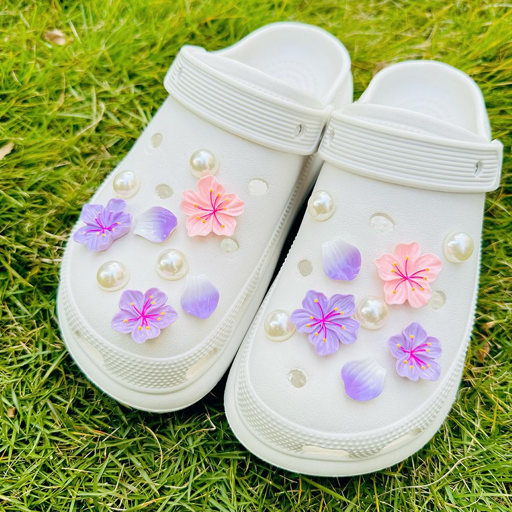 18PCS Fashion Shoe Charms Set Summer Cherry Blossom Pearl Shoe Decorations Buckle for Clogs Sandals DIY Accessories