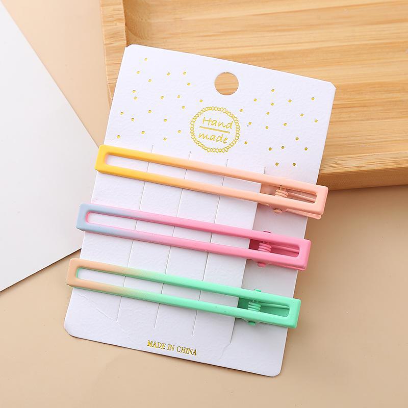 

Металлическая шпилька для волос в корейском стиле для женщин: Цвет молочного кофе, бесшовный зажим для челки «утконос», головной убор с боковой застежкой. Square clip, 3-piece set