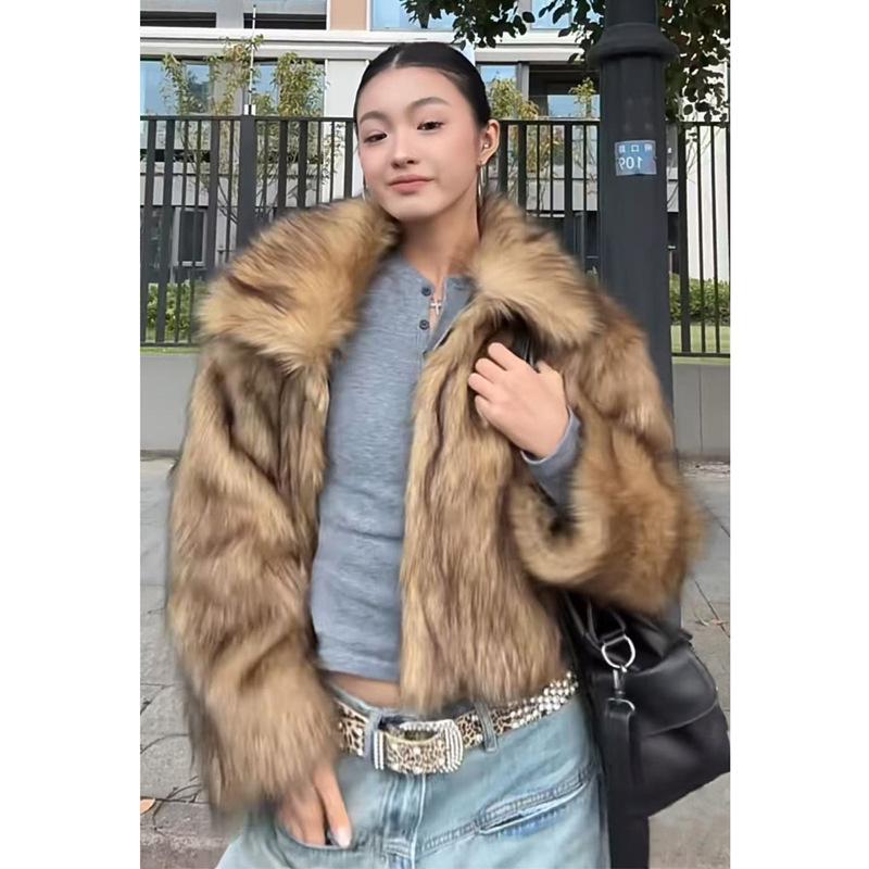 New women's autumn and winter fur coat imitation raccoon fur coat short fox hair loose wool casual jacket