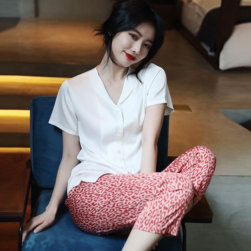 Pigiama casual da donna estivo con stampa leopardata a maniche corte. Pigiama in seta ghiacciata