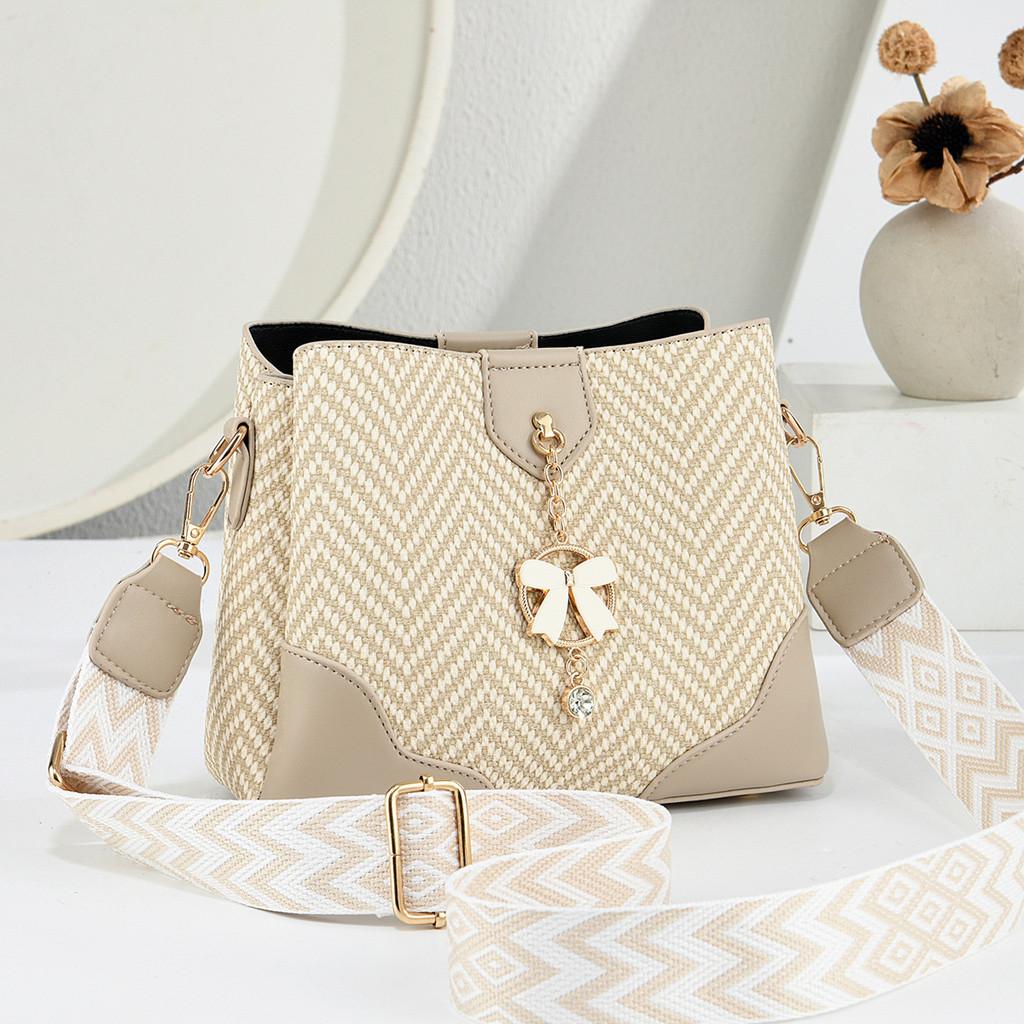 Womens Water Bucket Handbag With Adjustable Strap And Zipper Closure For Casual Outings