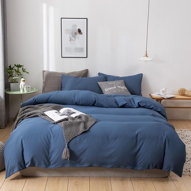 Soft, Skin-Friendly Solid Color Quilt Cover for All Seasons - Ideal for Student Dorms