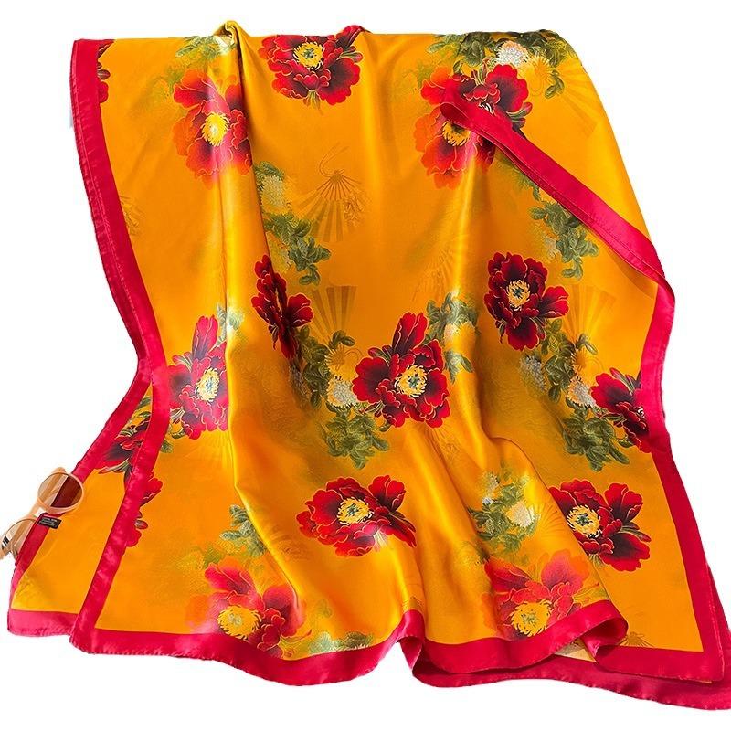 Retro Printed Scarf Fashionable and Versatile Silk Scarf for Women on Sun Protection Beach Towel Thin Warm Scarf