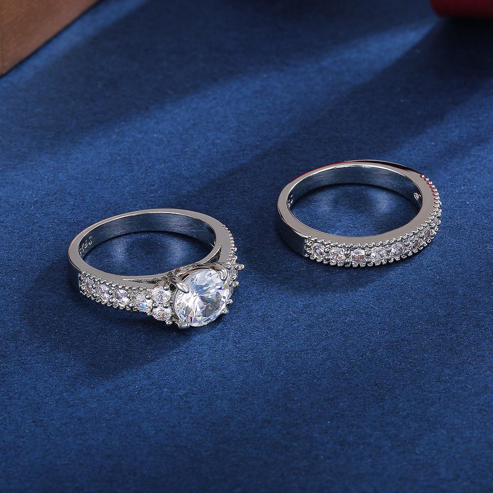 Lot de 2 bagues exquises en cristal de zircone pour femmes, couleur argent, bijoux de mariage tendance pour couple