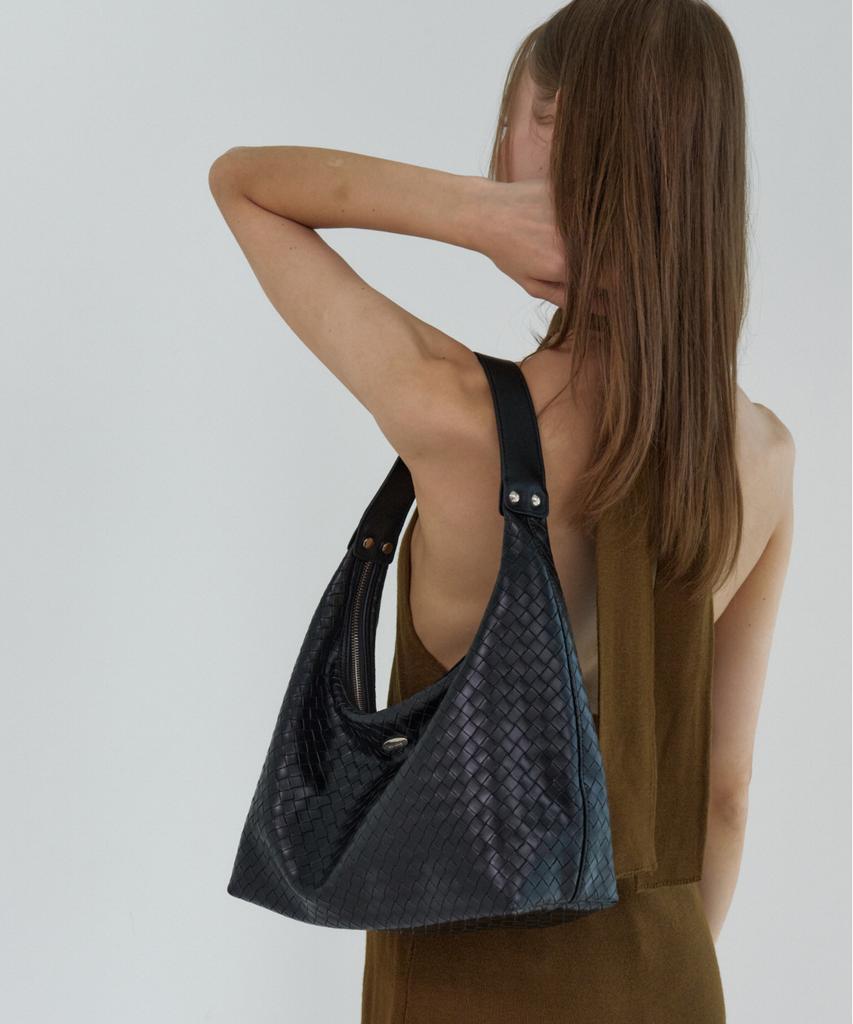 Gocce Flow Weaving Hobo Bag Gm167K