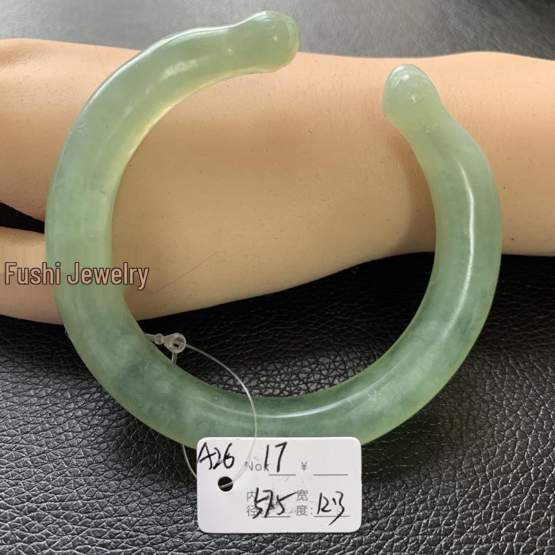 A26 Natural Hetian Jade Cat Paw Hand-carved Openable Ice-clear Girly Bracelet