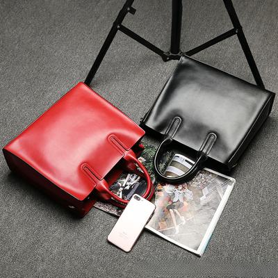 Bolsas Femininas de Couro Genuíno Bolsas Grandes Novo Estilo Bolsas Tote Grande Capacidade Modernas e Versáteis Bolsas de Ombro para o Dia a Dia