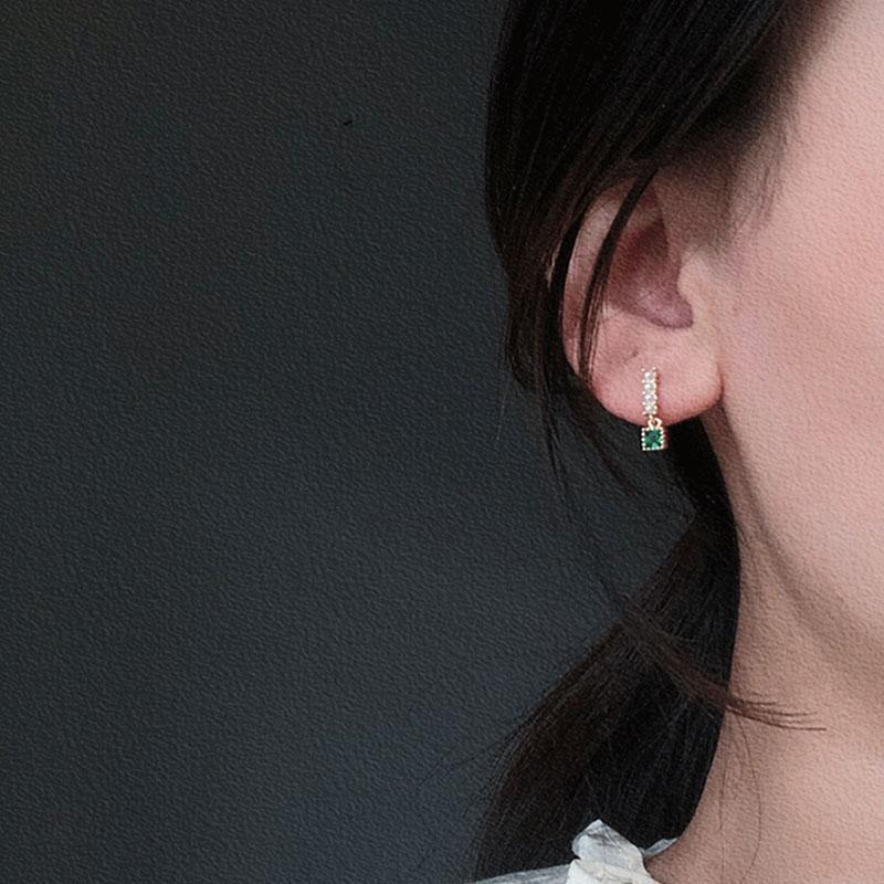 ANENJERY Pearl Green Stone Drop Earrings Female Simple Exquisite Retro Earrings Party Jewelry