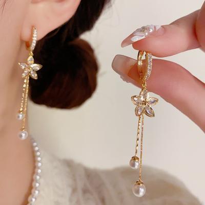 Exquisite glänzende Zirkon-Blumen-Hängeohrringe für Damen, luxuriöse Perlen-Ohrringe mit langem Quastenanhänger, Schmuckzubehör für Mädchen, Hochzeitsgeschenke
