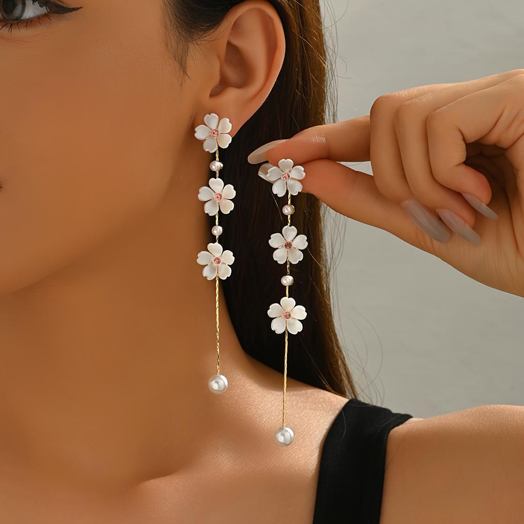 1Pair of Summer New Creative Flower Fringed Long Fashion Temperament Elegant Versatile Earrings