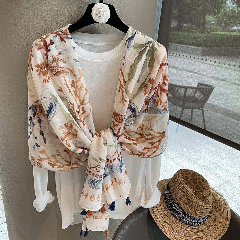 Loose Hong Kong style temperament silk scarf printing Japanese casual play wear personalized outer scarf shading cape shawl